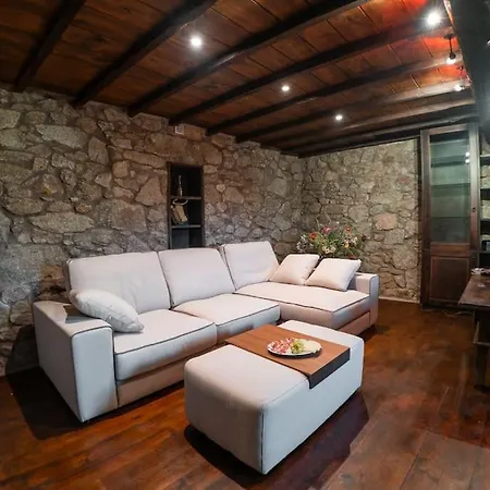Os Queixeiros Rural House Villa Chantada Exterior photo